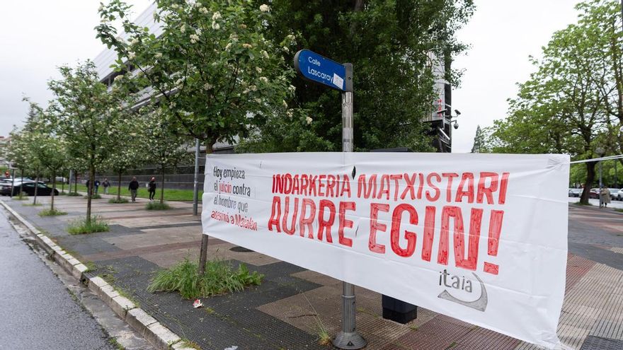 La familia de la mujer asesinada en Vitoria tilda de "sorpresa desagradable" que no se acepte la agravante de violencia de género