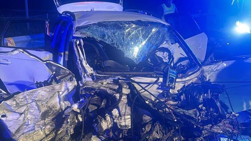 Accidente en la autopista: un conductor ebrio en sentido contrario provoca la muerte de una mujer embarazada y su bebé