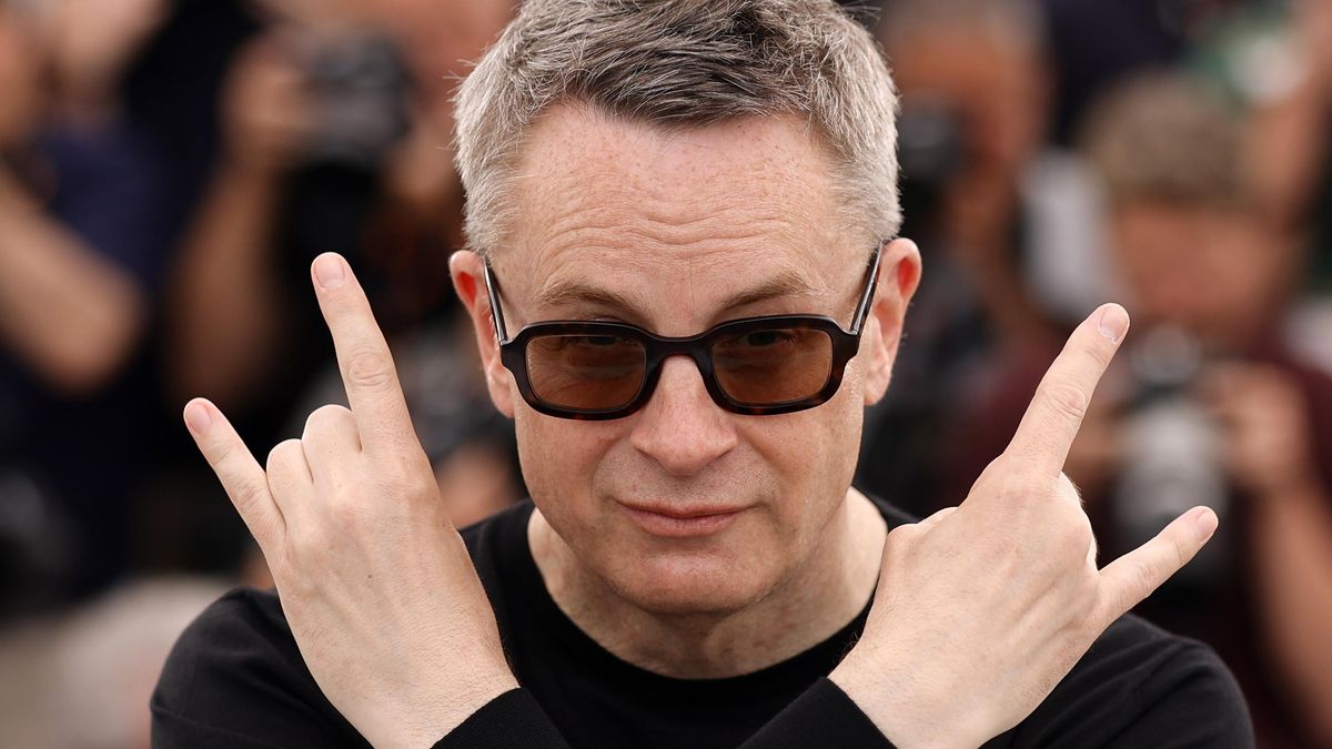 El director Nicolas Winding Refn asiste a la sesión fotográfica de 'Her Private Hell' durante el 79º Festival de Cine de Cannes, en Cannes, Francia, el 19 de mayo de 2026. El festival se celebra del 12 al 23 de mayo de 2026. (Cine, Francia) EFE/EPA/TERESA SUAREZ