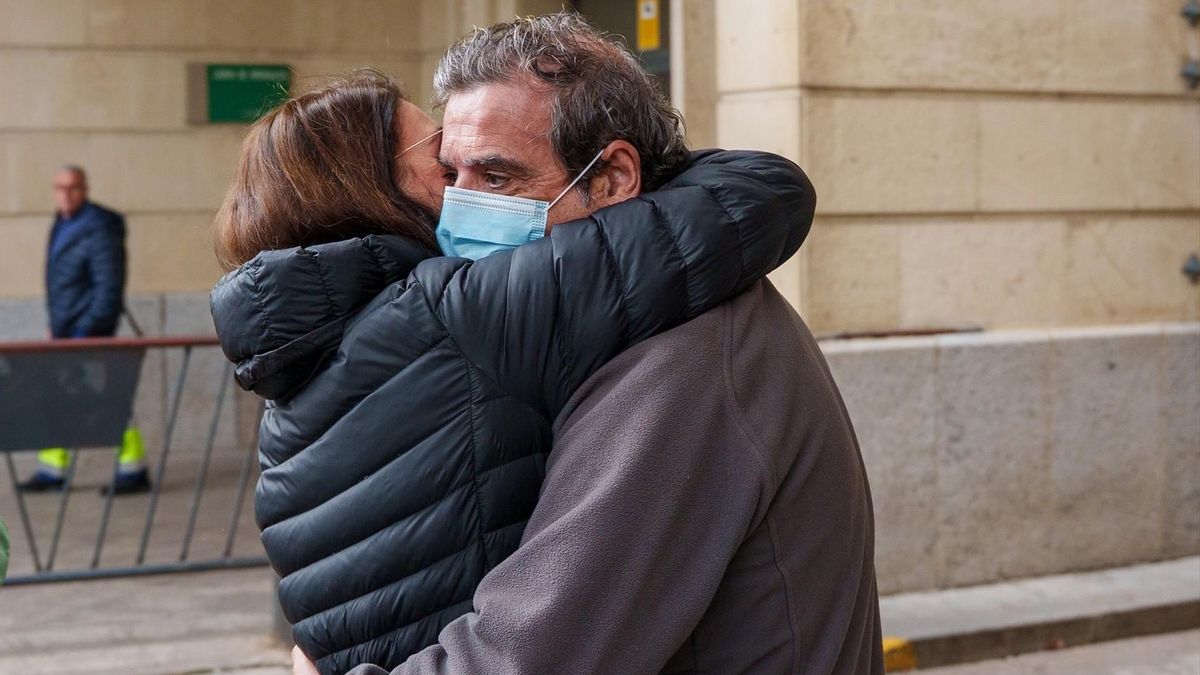 El torbellino del exedil del PSOE de Sevilla detenido: un solar a subasta, dinero para un jefe municipal y plusvalía meteórica