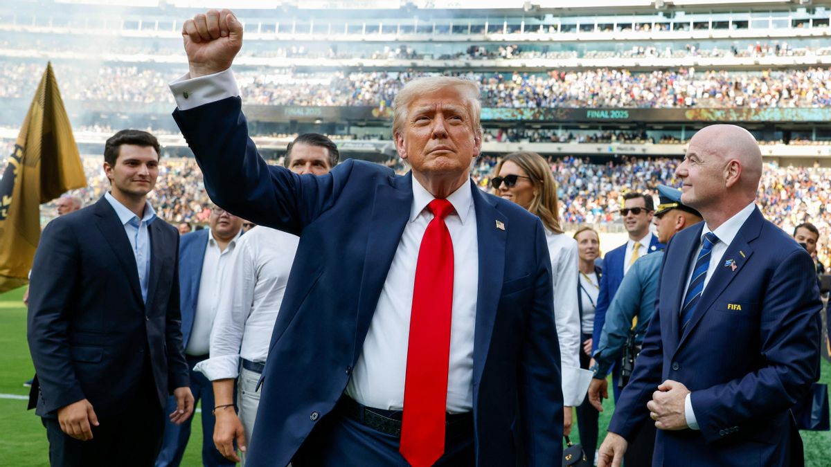 El presidente de Estados Unidos, Donald Trump, durante la final de la Copa Mundial de Clubes de la FIFA 2025 entre el Chelsea FC y el París Saint-Germain, celebrada en el MetLife Stadium el 13 de julio de 2025 en East Rutherford, Nueva Jersey.