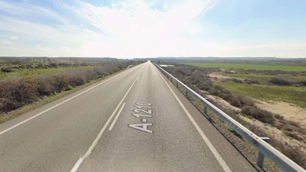 Cuatro ciclistas heridos graves al volcar en la A-1210, en Torres de Barbués (Huesca)