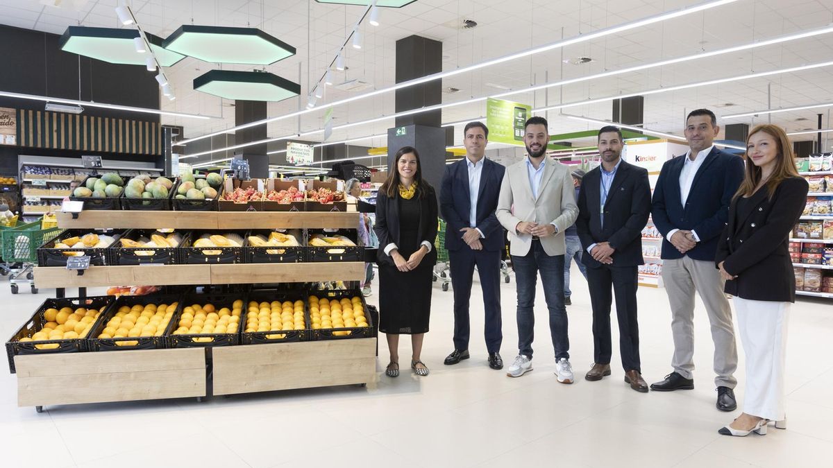 Inauguración de la nueva tienda HiperDino en Icod.