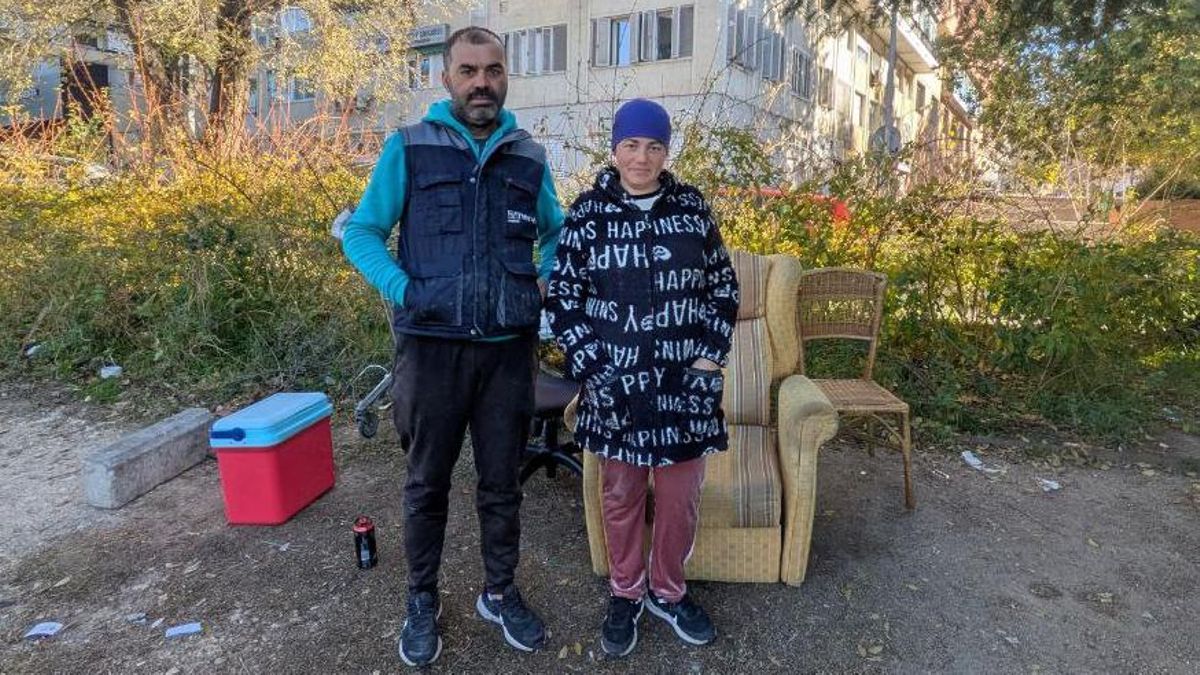 Vivir y dormir en las chabolas de la M-30 durante el invierno pese a los recursos públicos: "Es mejor que un centro social"