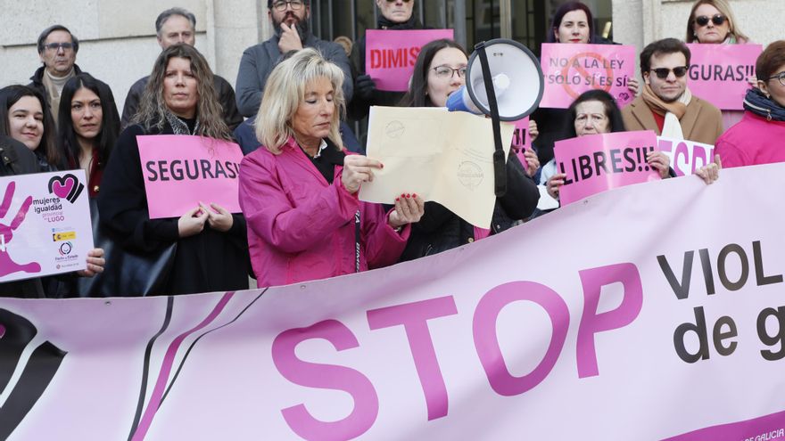 Decenas de personas protestan en Lugo por excarcelación 'violador del portal'