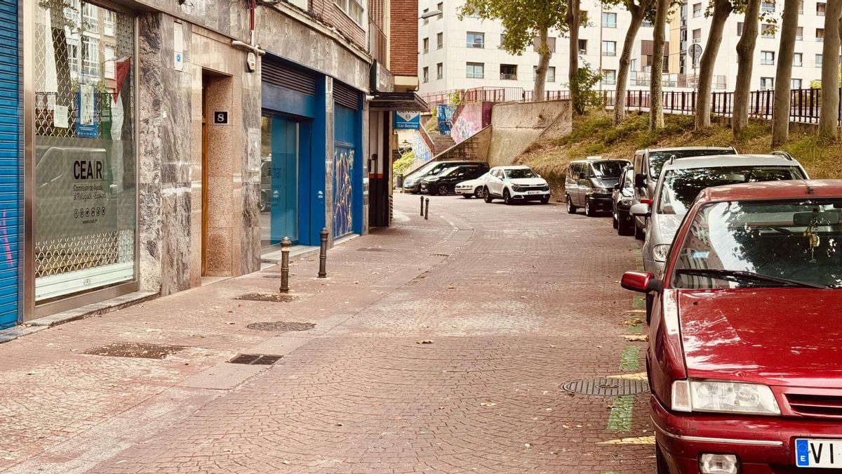 Oficinas de Zehar Errefuxiatuekin en Vitoria, este martes