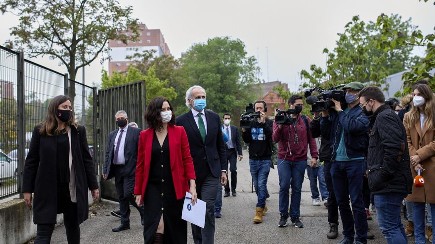 Ceses, renuncias y dimisiones por la crisis de la sanidad pública madrileña