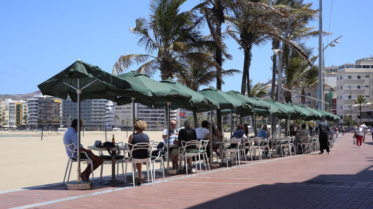 El Ayuntamiento de Las Palmas señala a “Coalición Canaria-ATI” por las prohibiciones de uso en el paseo de Las Canteras