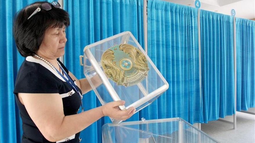 Más de nueve millones de votantes elegirán mañana al presidente de Kazajistán