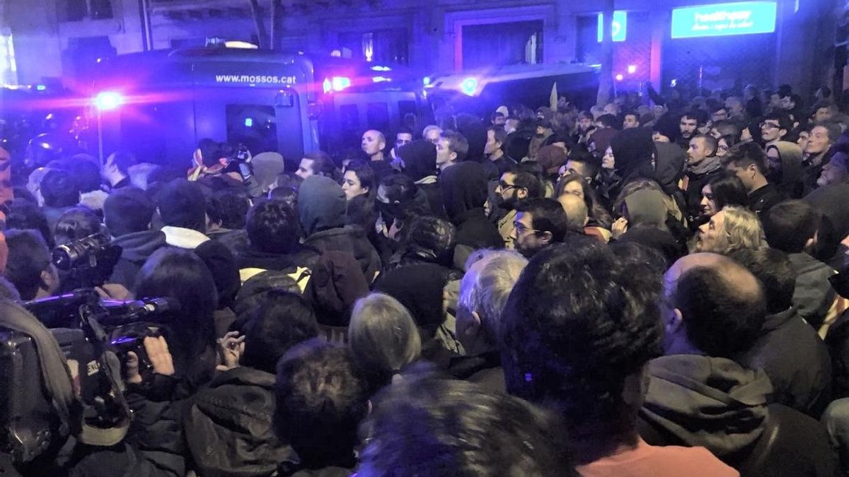 35 heridos leves en la movilización en la zona de la Delegación del Gobierno en Barcelona