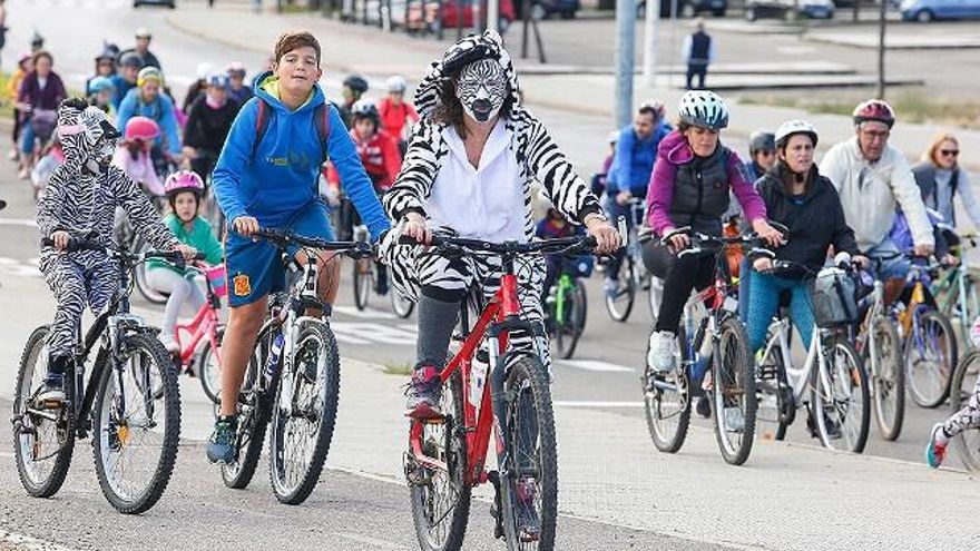 Carlos S. Campillo / ICAL Celebración del XXV Día de la Bici en León.