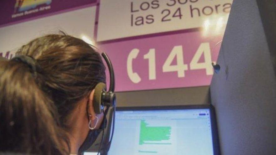 Crecen casi al doble las denuncias de violencia de género a la línea 144 tras las acusaciones contra Alberto Fernández