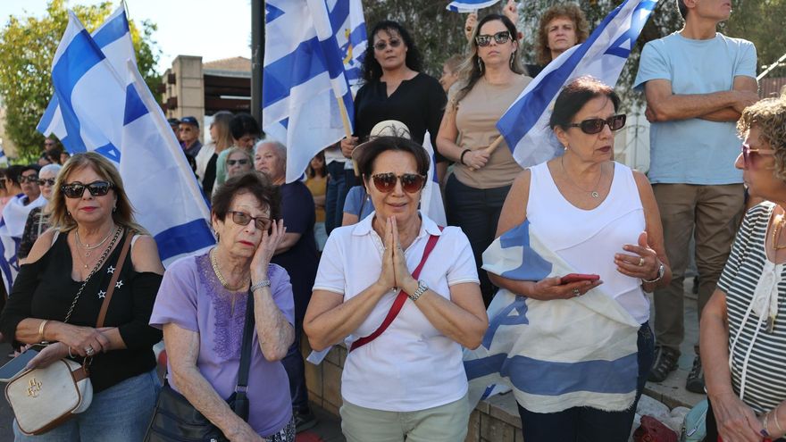 Cortejo fúnebre con los restos de un rehén israelí