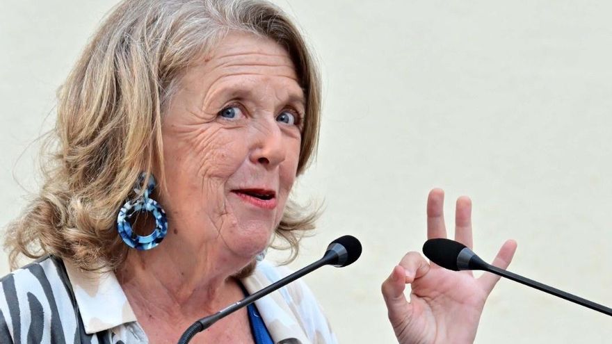 Adela del Moral el día de la inauguración de la calle con su nombre.