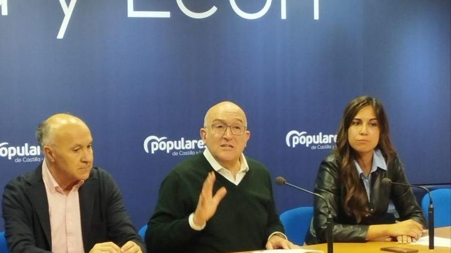 Carnero prepara una campaña con el soterramiento y la movilidad de Valladolid como parte de sus pilares principales
