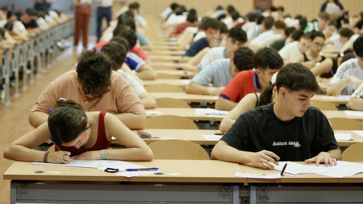 Inicio de las Pruebas de Evaluación de Bachillerato para el Acceso a la Universidad