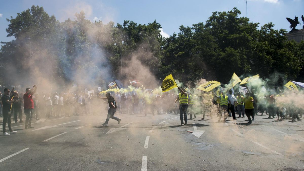 FOTOS | Así ha sido la protesta de los taxistas en Madrid
