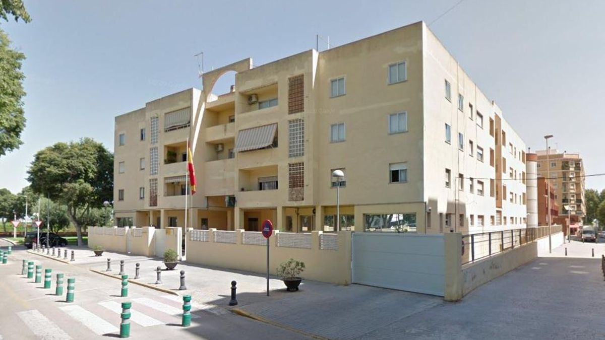 Cuartel de la Guardia Civil de Oliva.