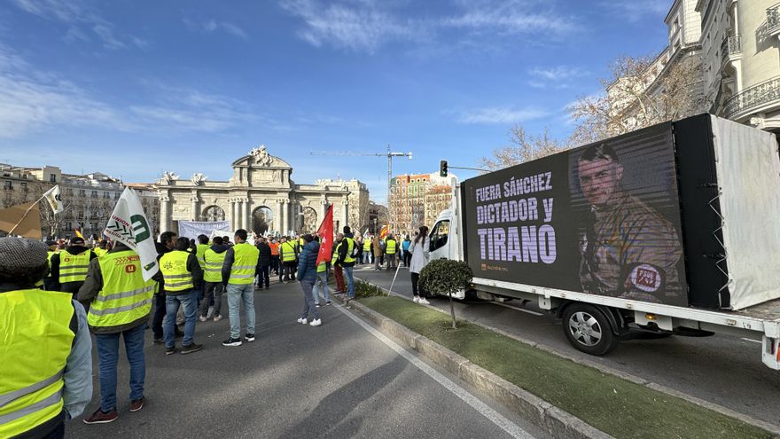 Camión contra Pedro Sánchez en las protestas agrarias