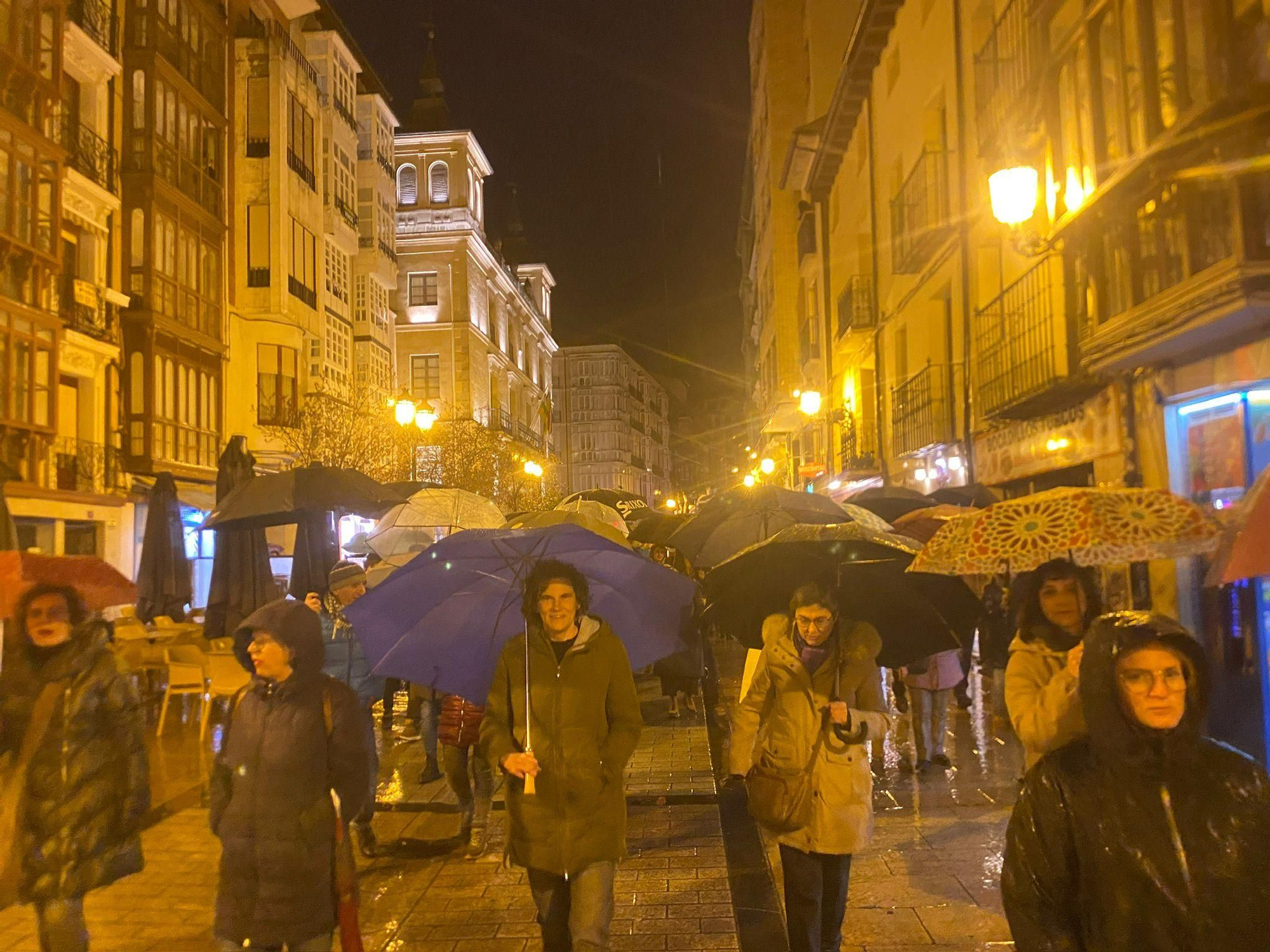 Las imágenes del 8M en Logroño: la fuerza del feminismo venció a la lluvia