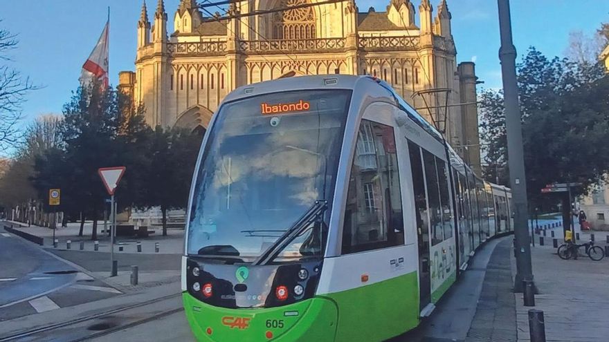 Euskotren: 40 años y 1.200 millones de viajes por las vías vascas