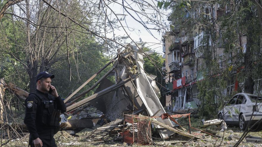 Al menos 14 muertos en Kiev por el ataque ruso de la noche del lunes