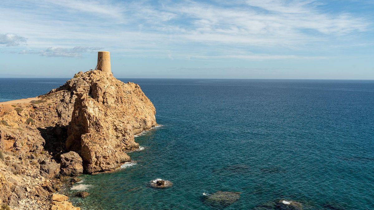 Torre del Pirulico, en la costa de Mojácar, Almería