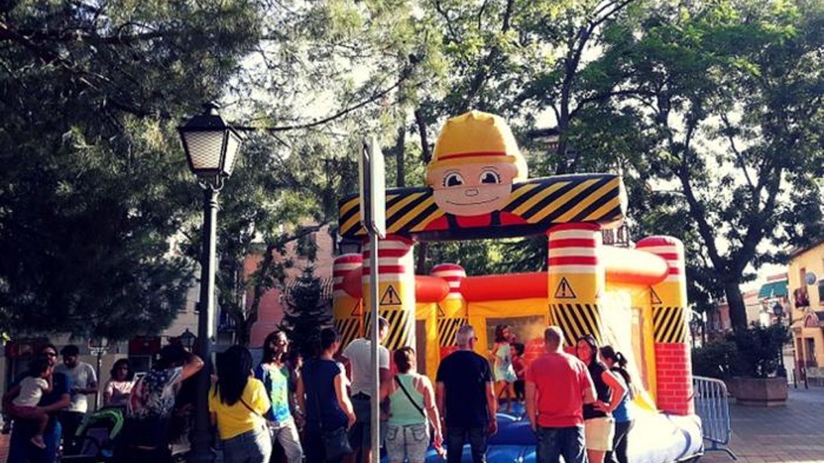 Limonada y paella populares o charanga en las Fiestas de Santa María La Antigua 2025 en Vicálvaro: programa completo