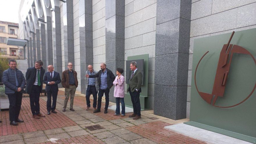 El Artium de Vitoria abre en su 20 aniversario un almacén "secreto" con obras de Picasso, Miró y Dalí