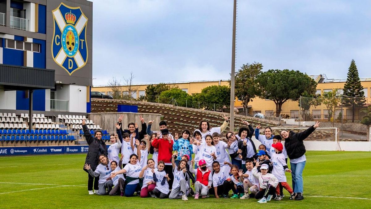 El CEIP Santo Tomás de Aquino protagoniza la 21ª jornada de ‘CD Tenerife: Seña de identidad’