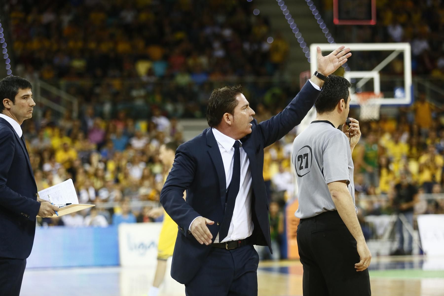 Inauguración del Gran Canaria Arena con el partido entre el Herbalife Gran Canaria y el Fútbol Club Barcelona