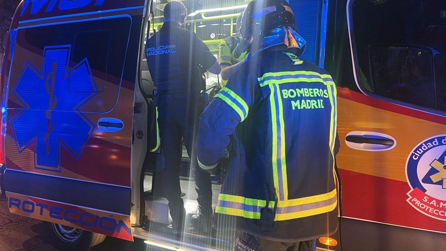 Un hombre prende fuego a la camarera de un bar de copas de Villaverde después del supuesto robo de su móvil