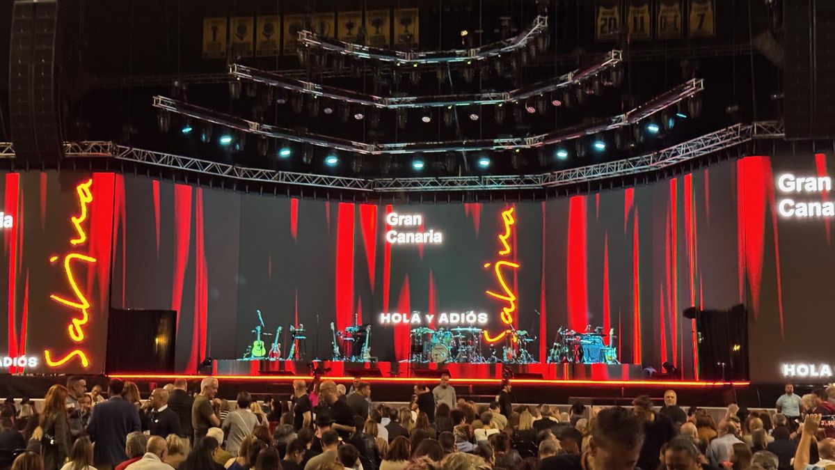 Escenario del concierto de Sabina.