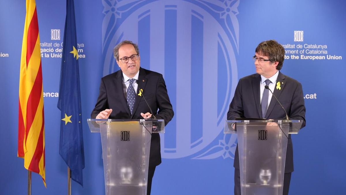 Carles Puigdemont junto con Quim Torra en una rueda de prensa