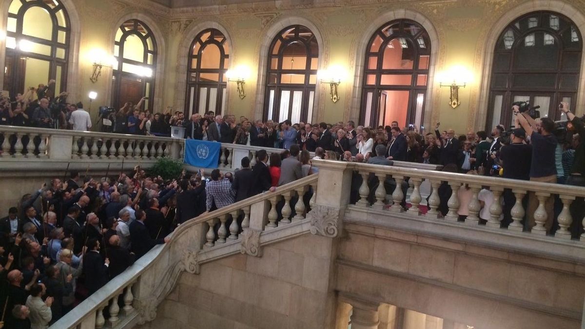 Alcaldes independentistas se comprometen con la construcción de la República
