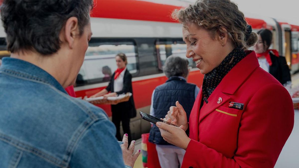 Una asistente y un viajero