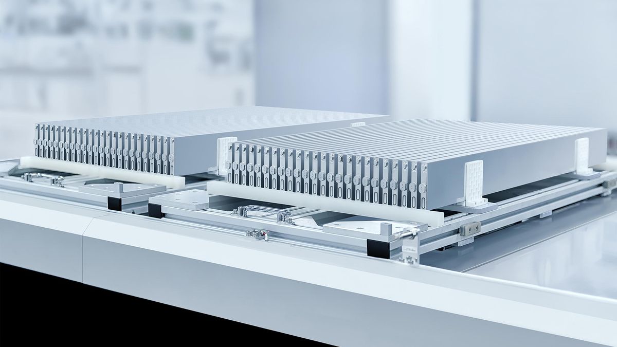 Este es el aspecto de una 'blade battery' de BYD.