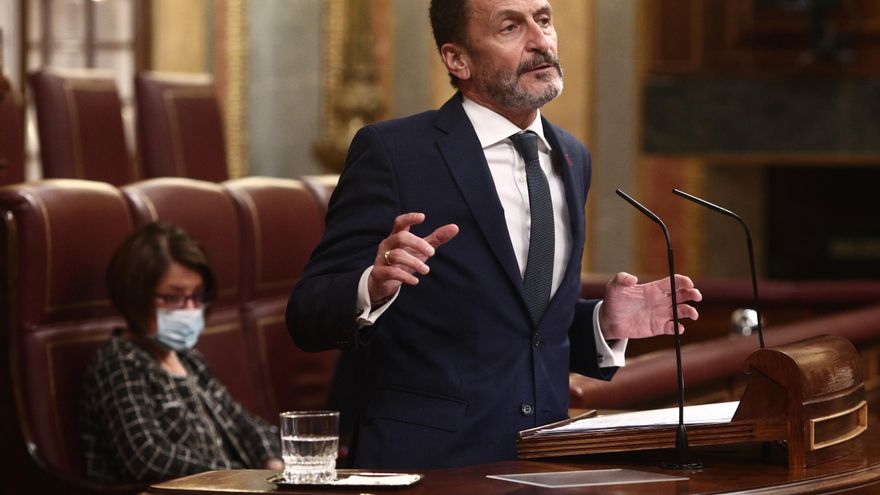 El portavoz de Cs, Edmundo Bal, interviene durante una sesión plenaria celebrada en el Congreso de los Diputados