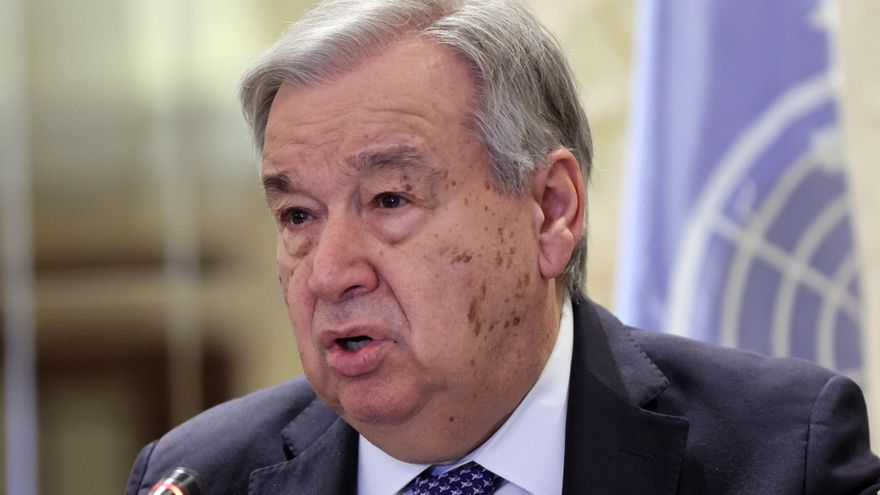 El secretario general de las Naciones Unidas, Antonio Guterres, durante una rueda de prensa en Beirut, Líbano, el 14 de marzo de 2026.  EFE/EPA/WAEL HAMZEH
