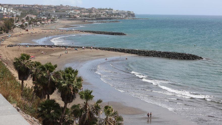 Playa del Inglés esta Semana Santa. (ALEJANDRO RAMOS)