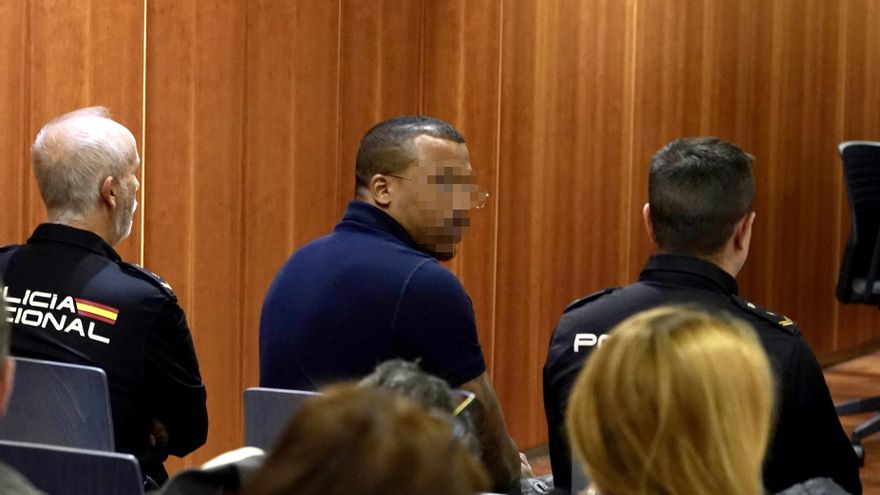 Imagen de archivo del juicio en Málaga a 'El Melillero' por intentar asesinar con ácido a su exnovia y una amiga en Cártama.