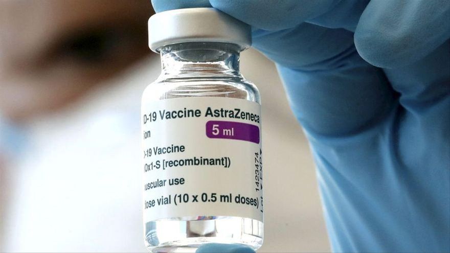El estudio CombivacS confirma que administrar la segunda dosis con Pfizer a los que recibieron la primera con AstraZeneca es seguro y eficaz