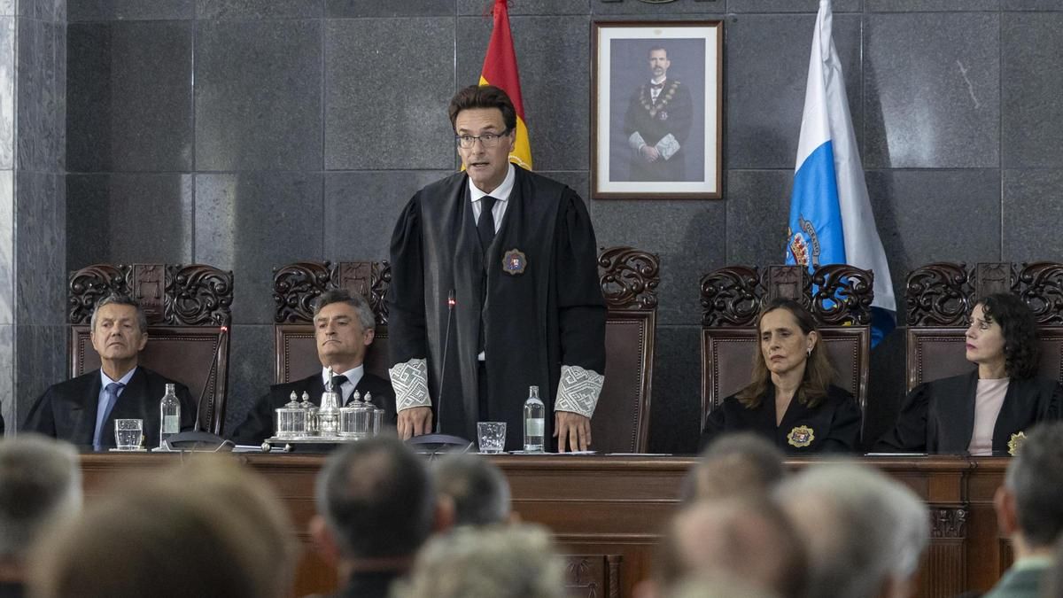 El presidente del Tribunal Superior de Justicia de Canarias abre un nuevo año judicial y reclama "más jueces"