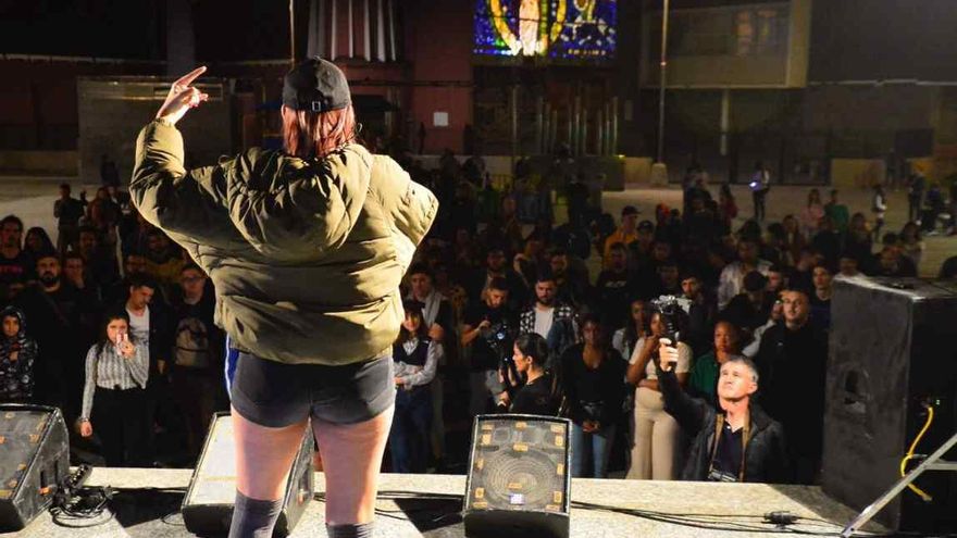 Así fue la 'batalla de rap' organizada por Podemos Canarias en Las Palmas