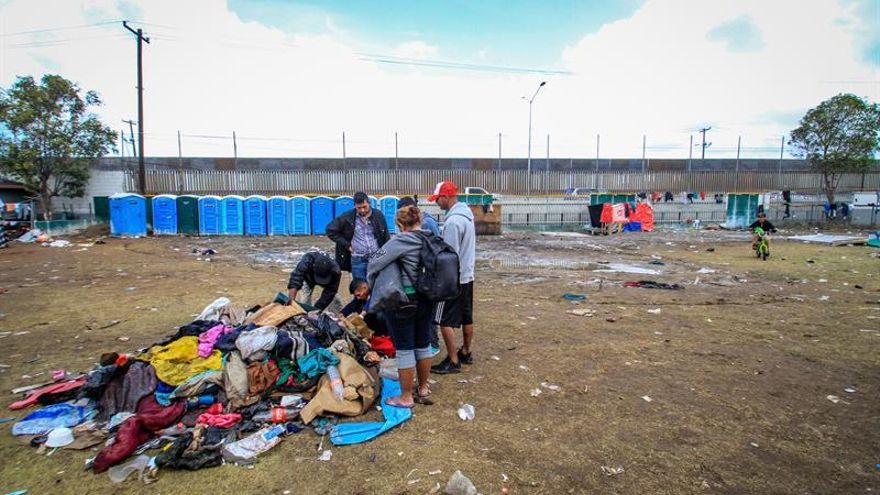 Autoridad sanitaria cierra albergue en Tijuana por "cuestiones de salubridad"