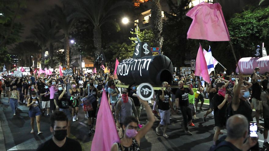 Masivas protestas contra Netanyahu tras tres semanas de confinamiento