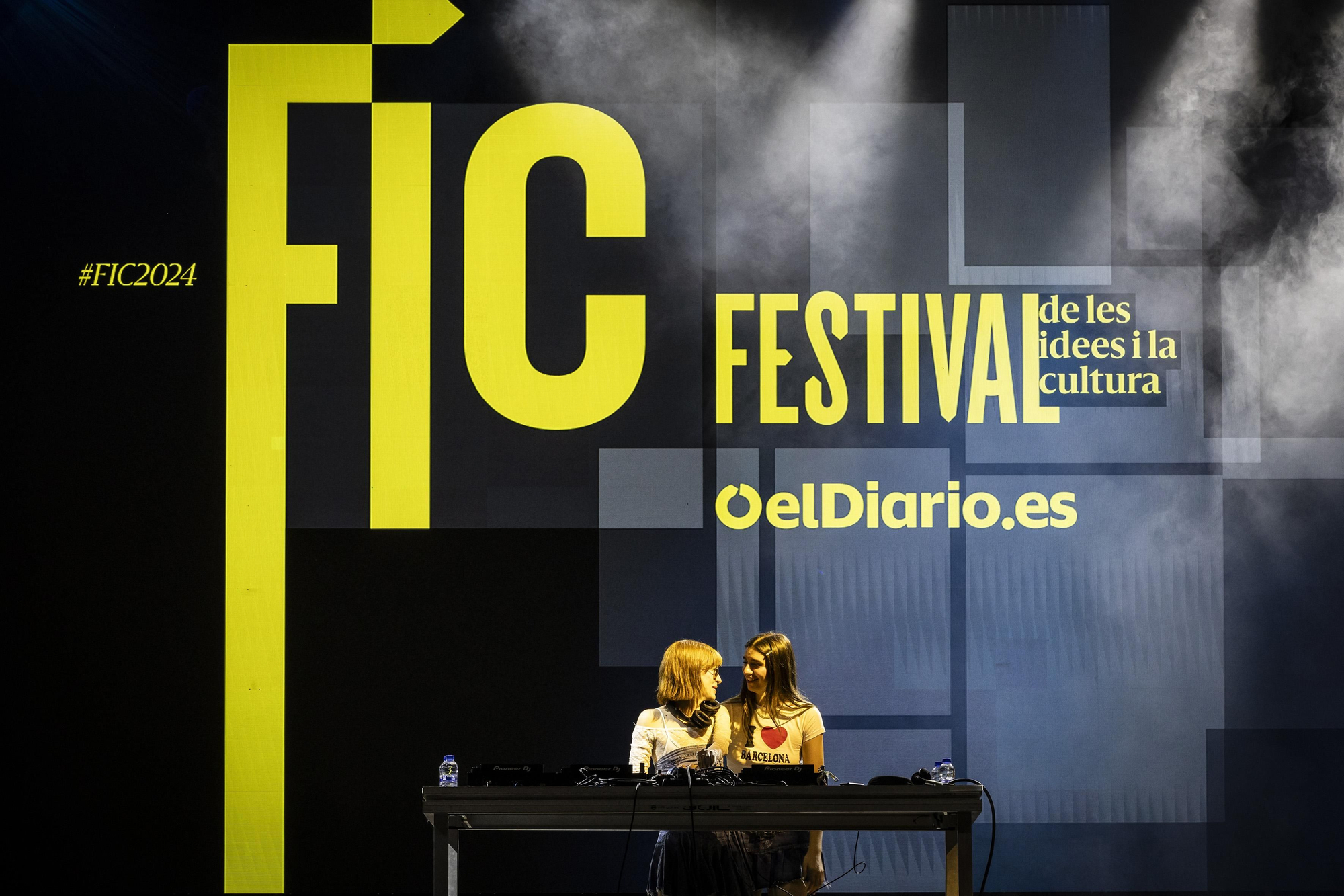 Nòvies hizo bailar a los aistentes con su dj set