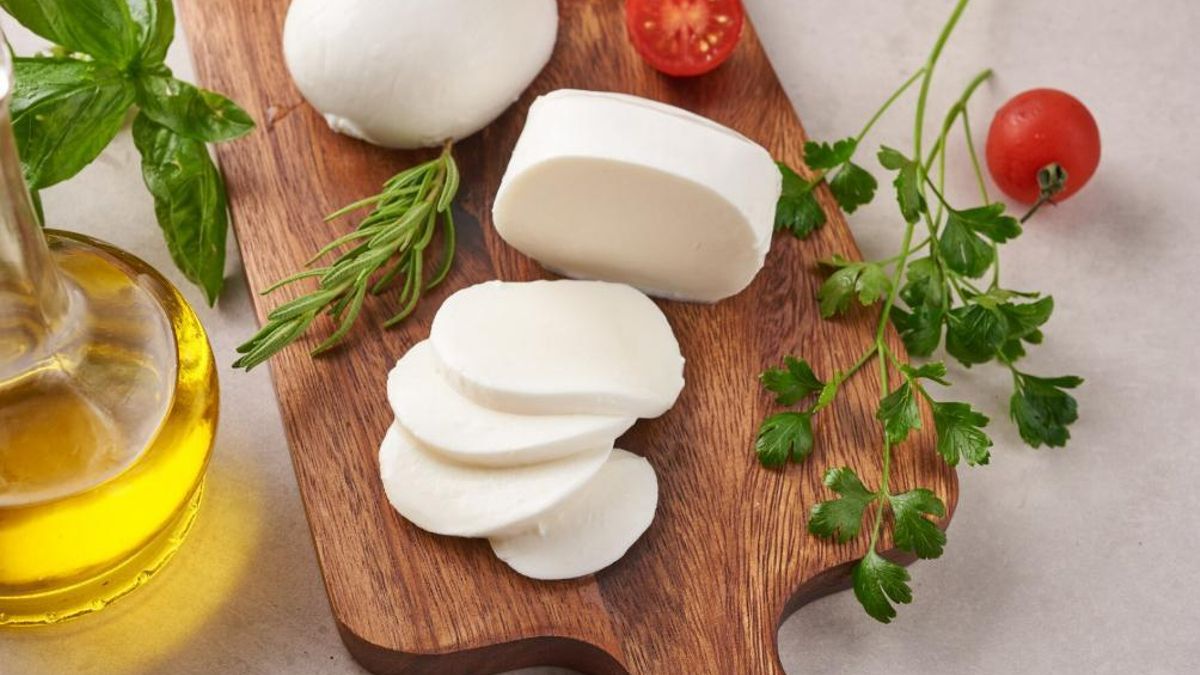 El secreto está en sellar bien los bordes, para que el queso no se escape 