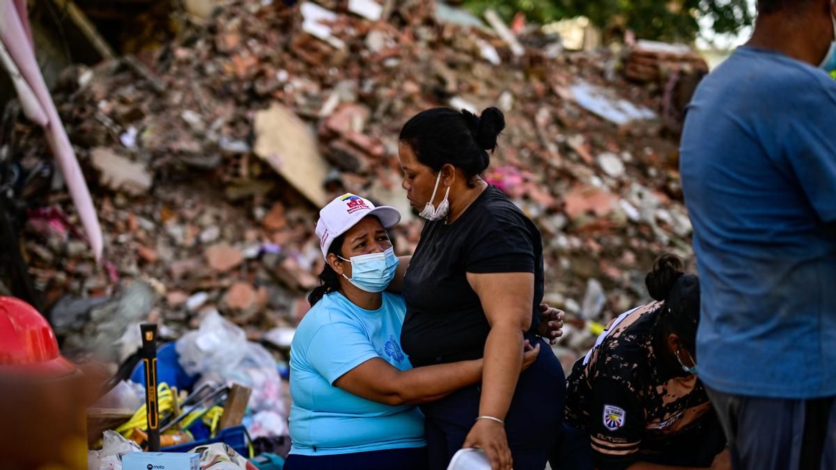 Venezuela intenta levantarse un mes después del terremoto: la reconstrucción toma el relevo de la emergencia