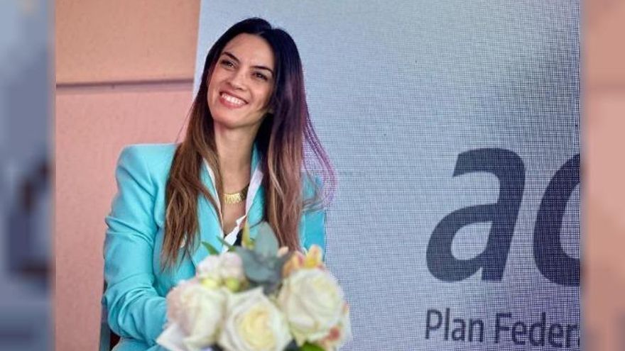 Daniel Scioli echó a la subsecretaria de Turismo por tomarse vacaciones en Europa